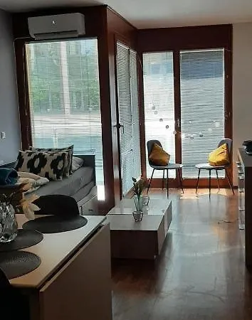 Cleopatra Apartment