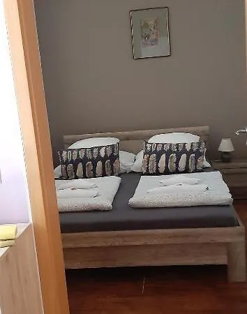 Cleopatra Apartment *